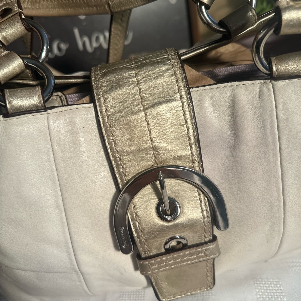 Coach Soho F18751 Cream Leather East West Tote
Shoulder Bag Gold Trim - Picture 2 of 13